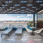 Luxury Lavie Gasthuis