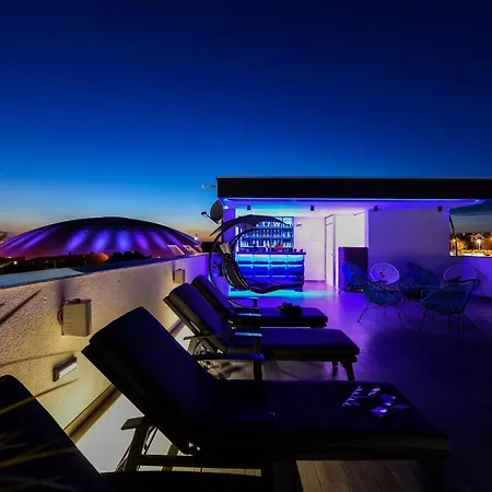 Konukevi Luxury Lavie 4*