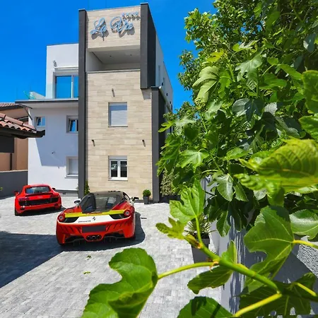 Luxury Lavie Πανσιόν Ζαντάρ