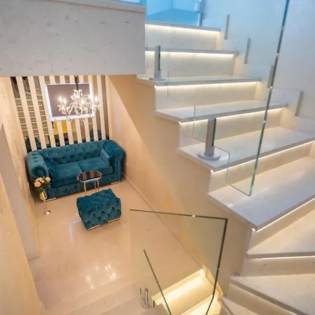 Guest house Luxury Lavie 4*