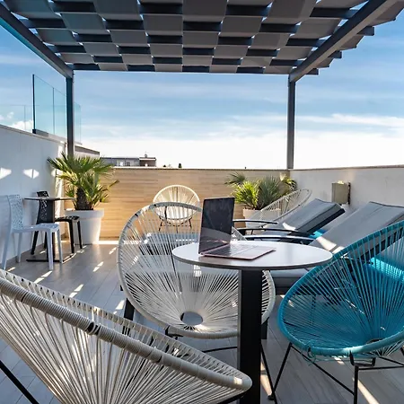 Pensión Luxury Lavie 4*