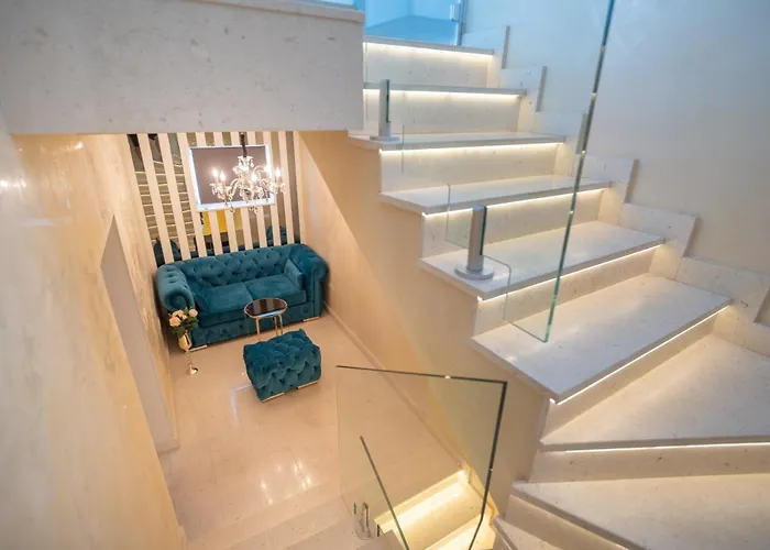 Pensionat Luxury Lavie 4*