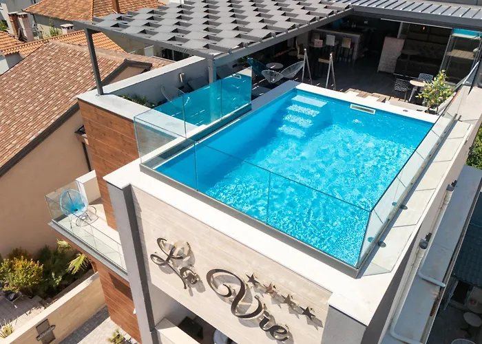 Pensionat Luxury Lavie 4*